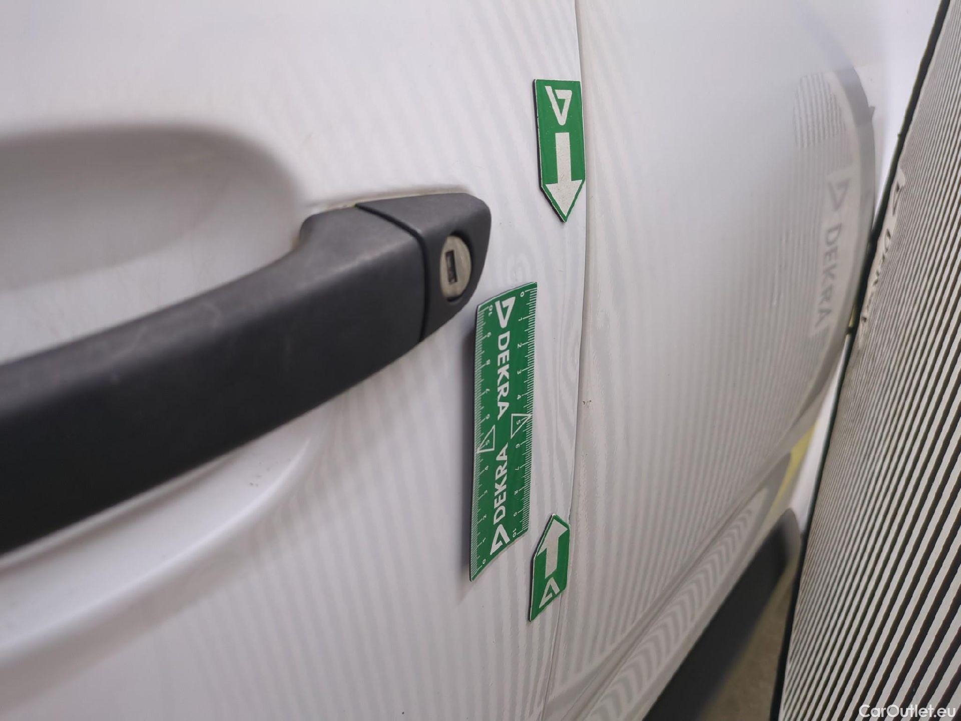  Citroen  Berlingo  Fourgon Club XL 950 1.5 BlueHDi 100CV BVM5 E6dT #20