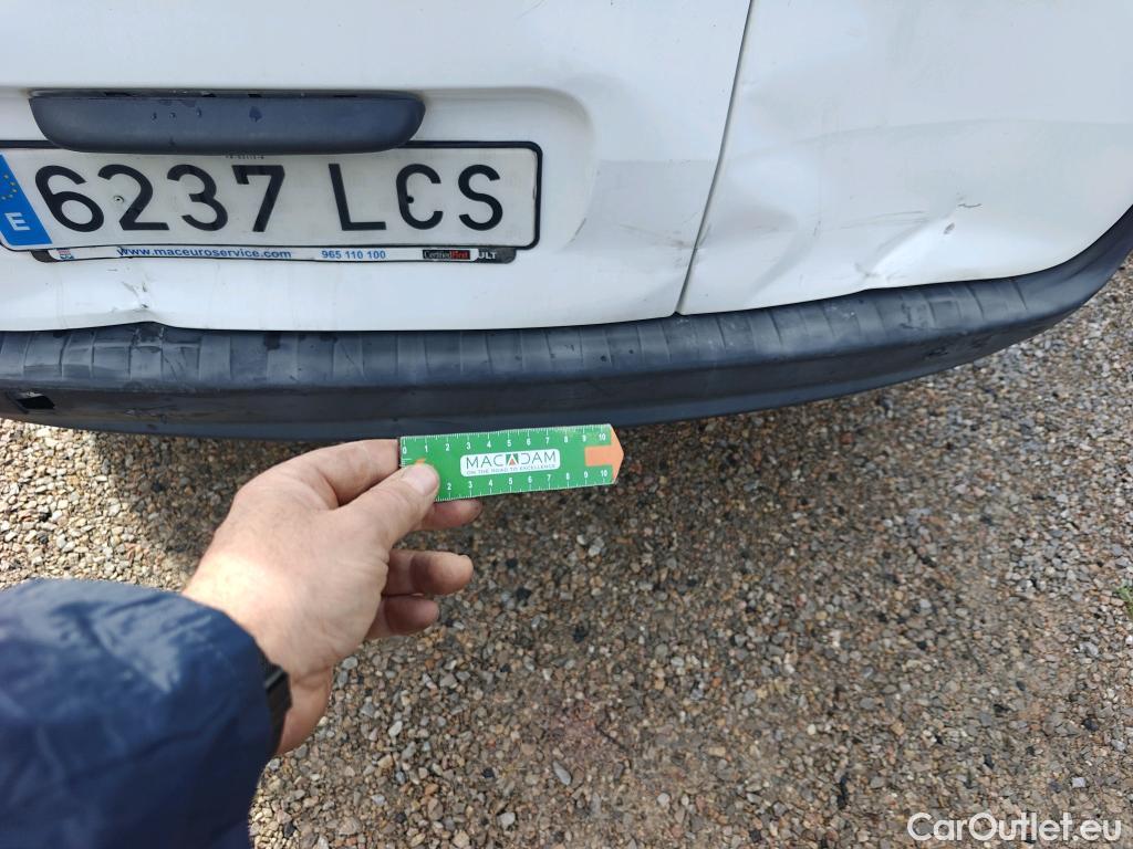  Renault  Kangoo  II Furgón Professional 1.5 dCi 75CV MT5 E6 #25