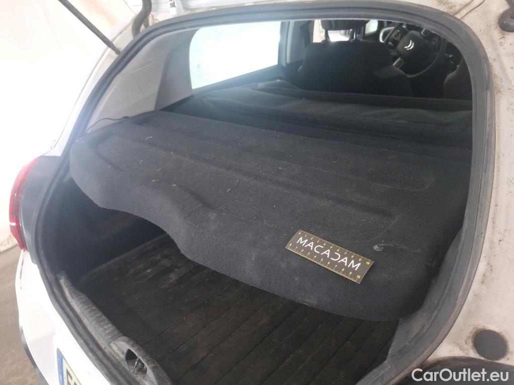  Citroen  C3  Société Feel 1.5 BlueHDI 100CV BVM6 E6dT #28