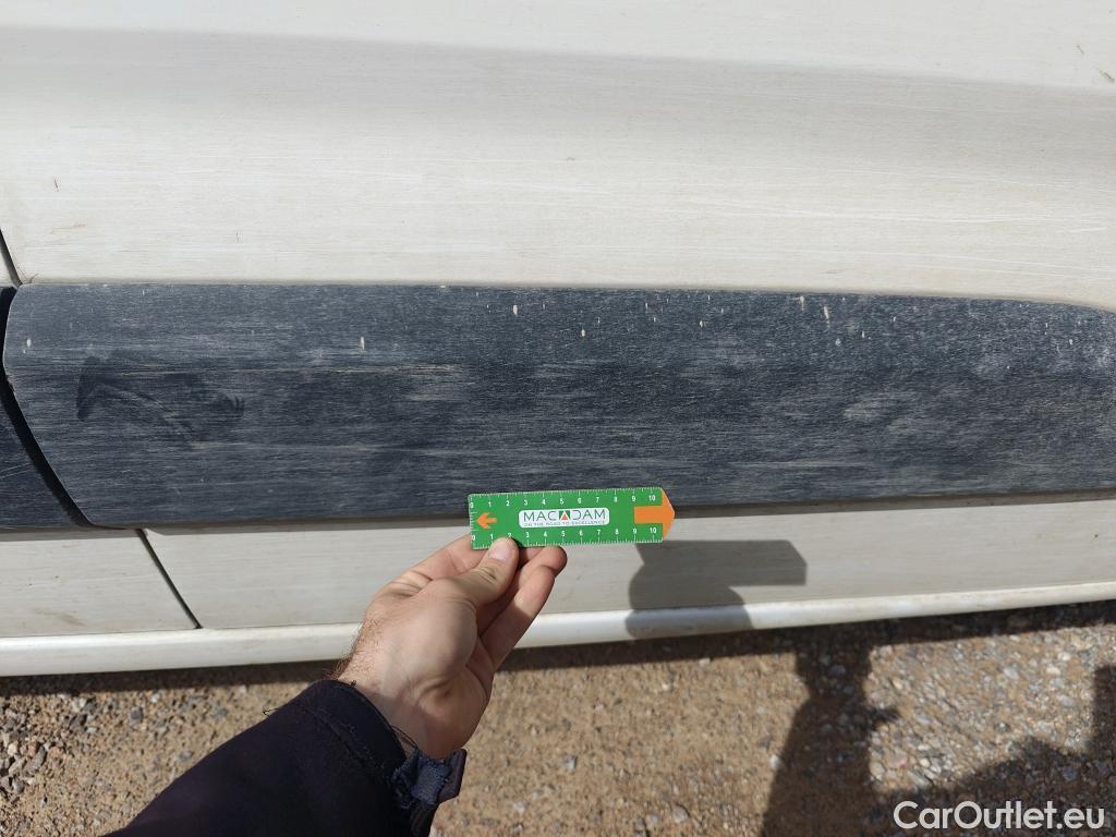  Peugeot  Partner PEUGEOT  / 2018 / 3P / furgón derivado de turismo Pro Standard 600kg BlueHDi 73kW #77