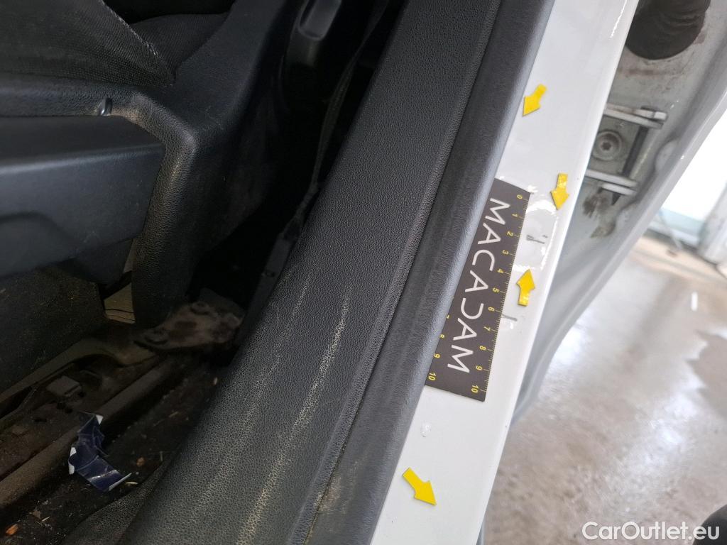  Citroen  C3  Société Feel 1.5 BlueHDI 100CV BVM6 E6dT #39