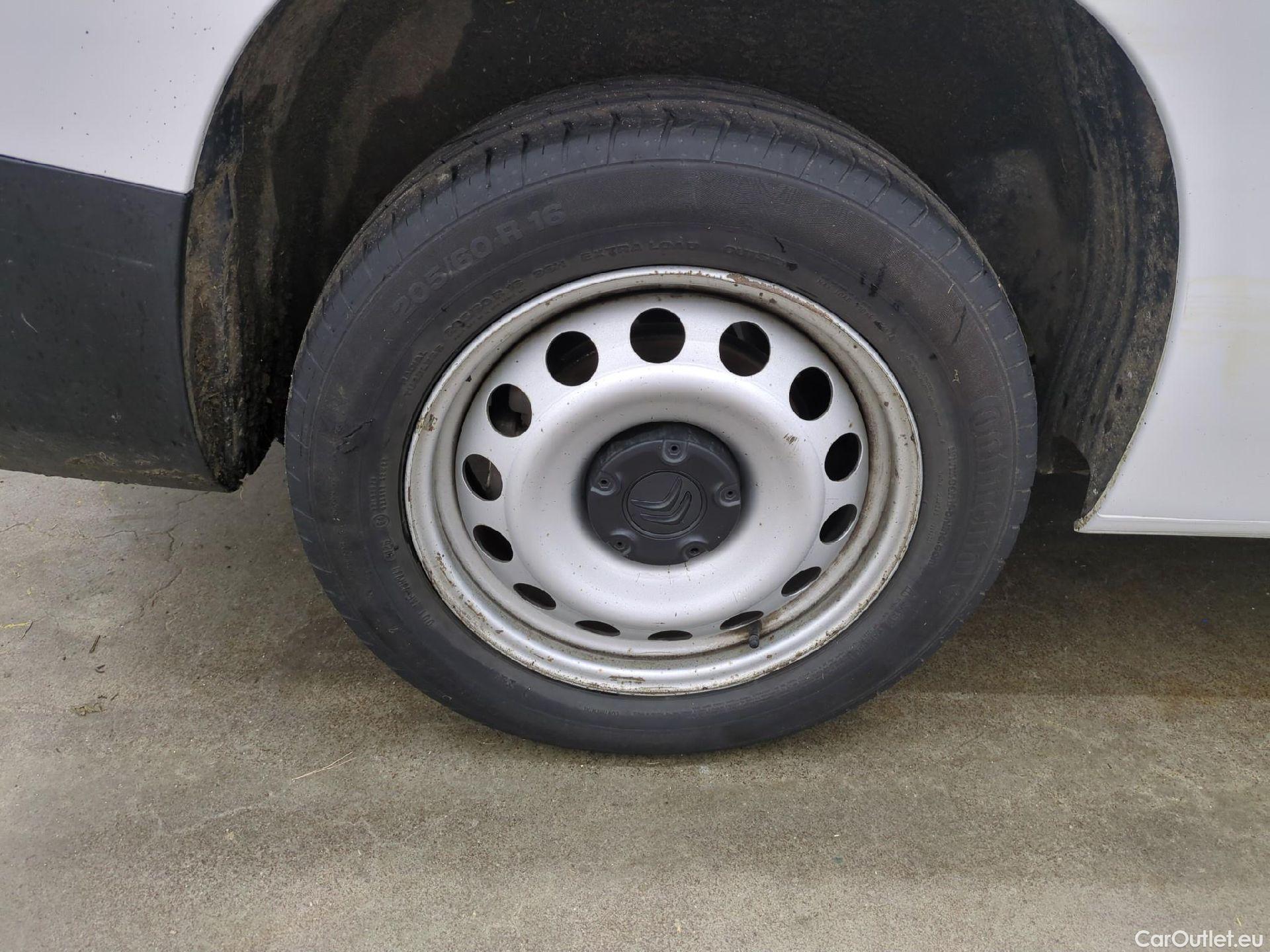  Citroen  Berlingo  Fourgon Club XL 950 1.5 BlueHDi 100CV BVM5 E6dT #10