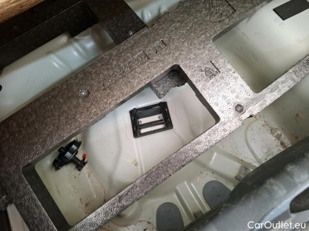  Citroen  C3  Société Feel 1.5 BlueHDI 100CV BVM5 E6dT #3