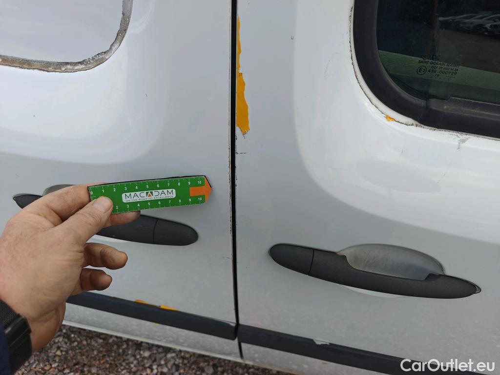  Renault  Kangoo  II Furgón Professional 1.5 dCi 75CV MT5 E6 #23