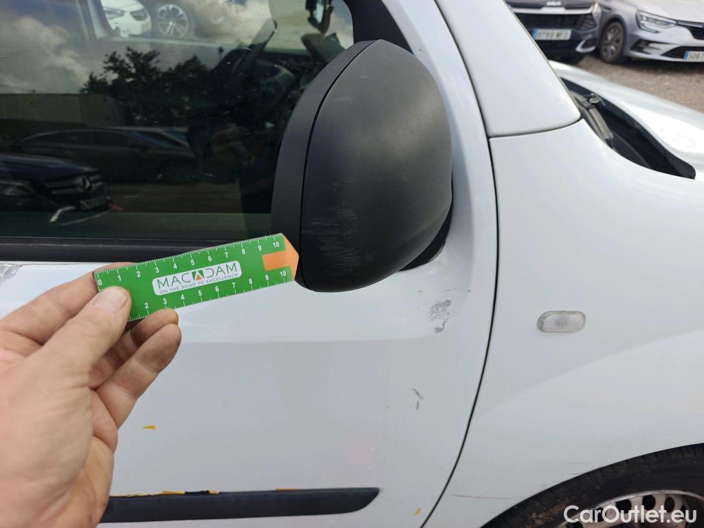  Renault  Kangoo  II Furgón Professional 1.5 dCi 75CV MT5 E6 #56