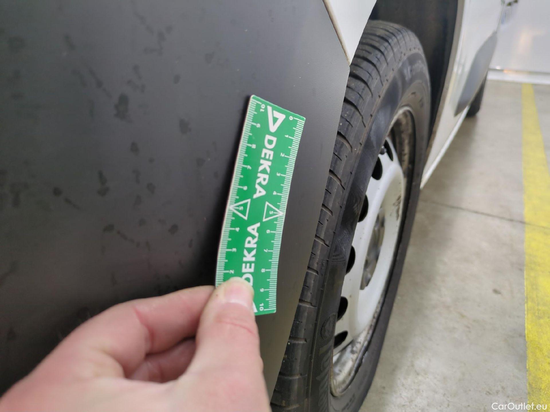  Citroen  Berlingo  Fourgon Club XL 950 1.5 BlueHDi 100CV BVM5 E6dT #17