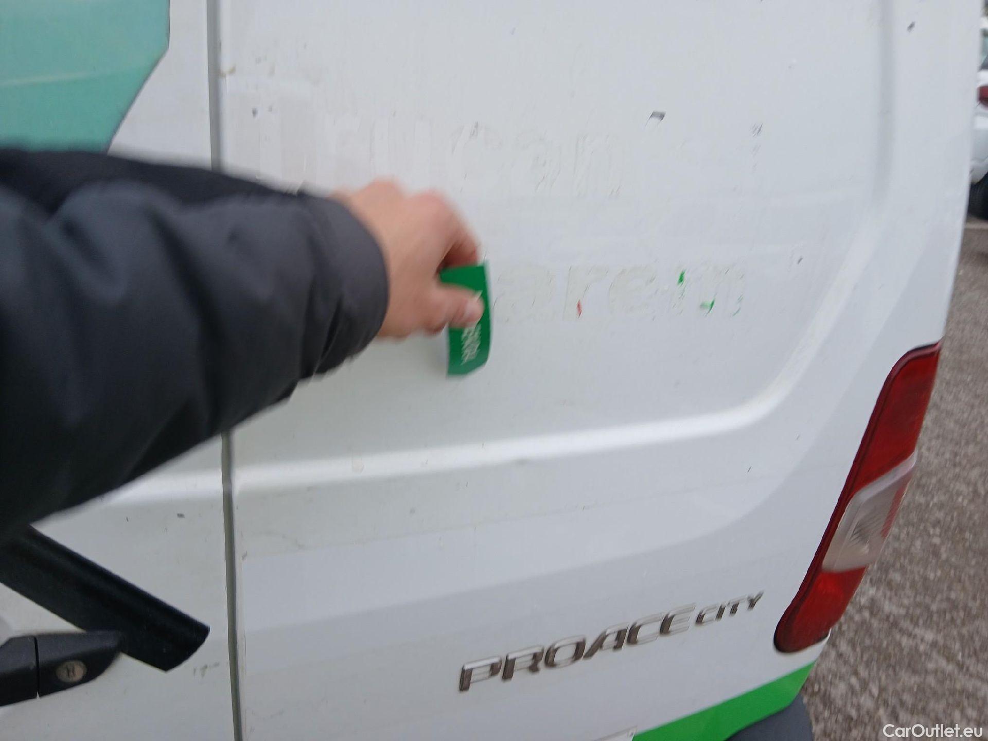  Toyota  Proace TOYOTA  City/2020/4P/furgón derivado de turismo 1.5D 75kW (100CV) GX 650kg Media #25