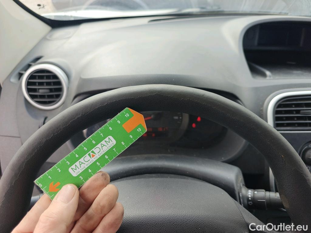  Renault  Kangoo  II Furgón Professional 1.5 dCi 75CV MT5 E6 #50