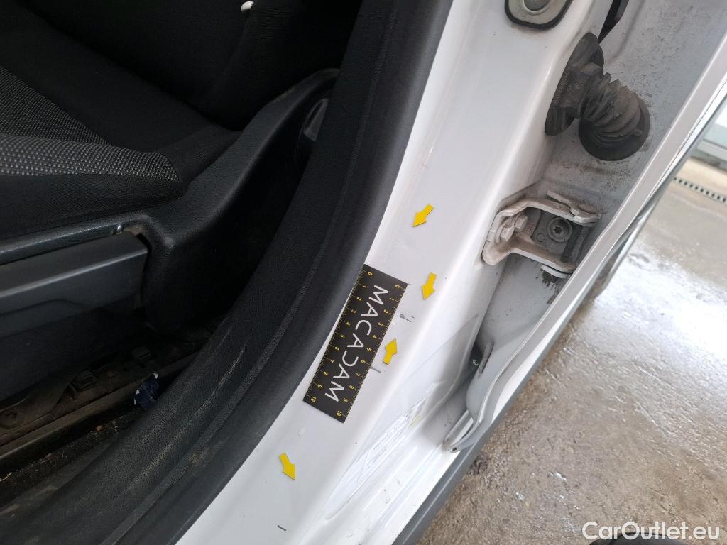  Citroen  C3  Société Feel 1.5 BlueHDI 100CV BVM6 E6dT #38