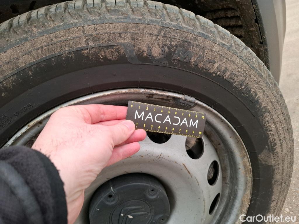  Citroen  Berlingo  Fourgon Club M 1000 1.5 BlueHDi 130CV BVA8 E6dT #21