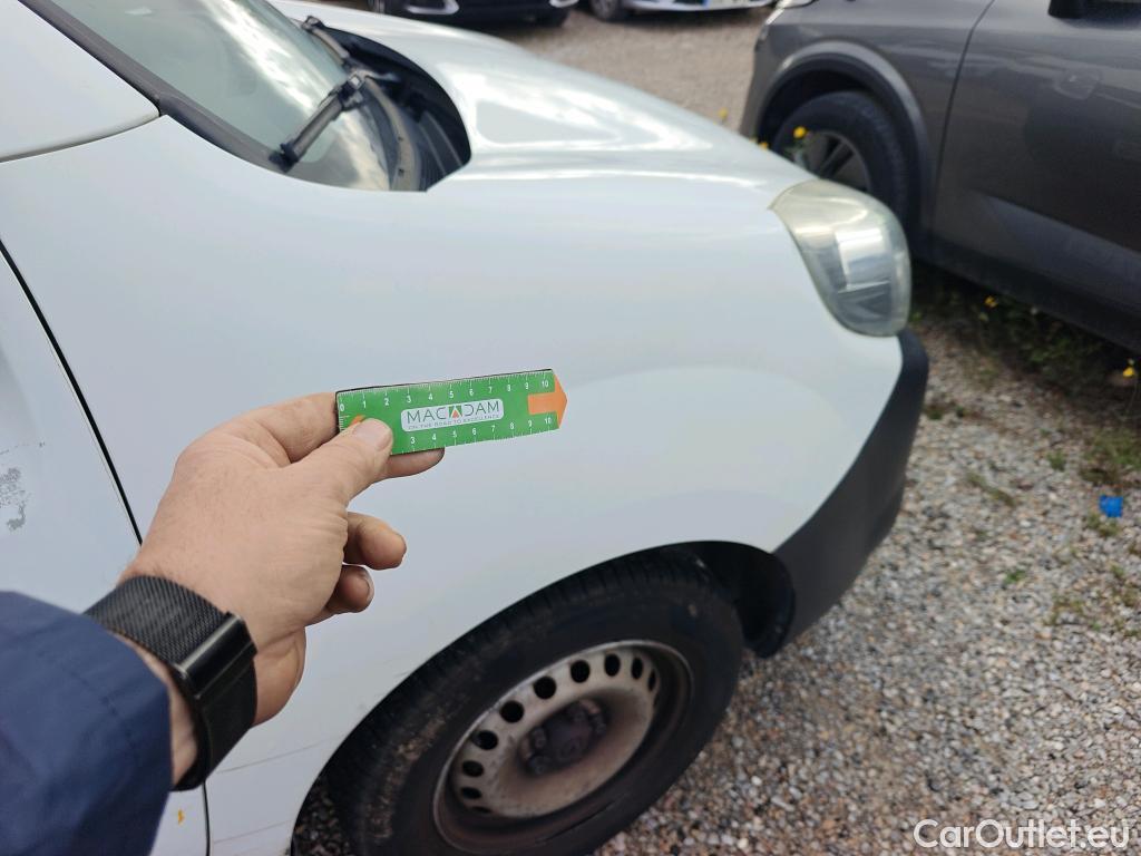  Renault  Kangoo  II Furgón Professional 1.5 dCi 75CV MT5 E6 #47