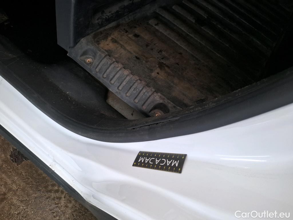  Citroen  C3  Société Feel 1.5 BlueHDI 100CV BVM6 E6dT #34