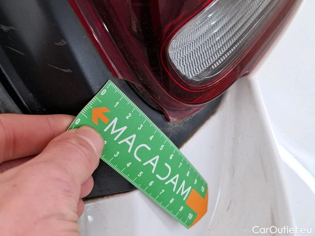  Citroen  C3  Société Feel 1.5 BlueHDI 100CV BVM5 E6dT #2