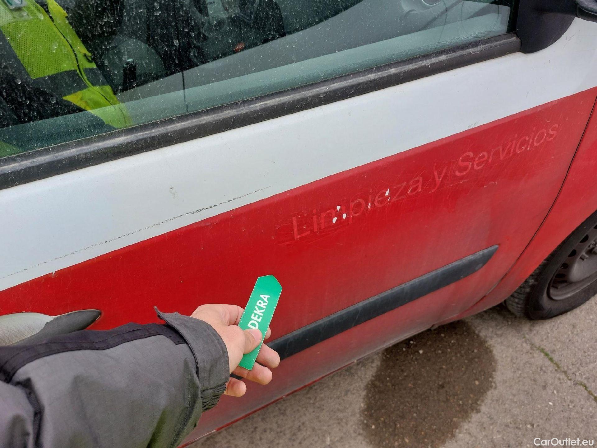  Renault  Kangoo RENAULT  Furgón/2013/3P/furgón derivado de turismo Profesional dCi 66kW (90CV) Euro 6 #27