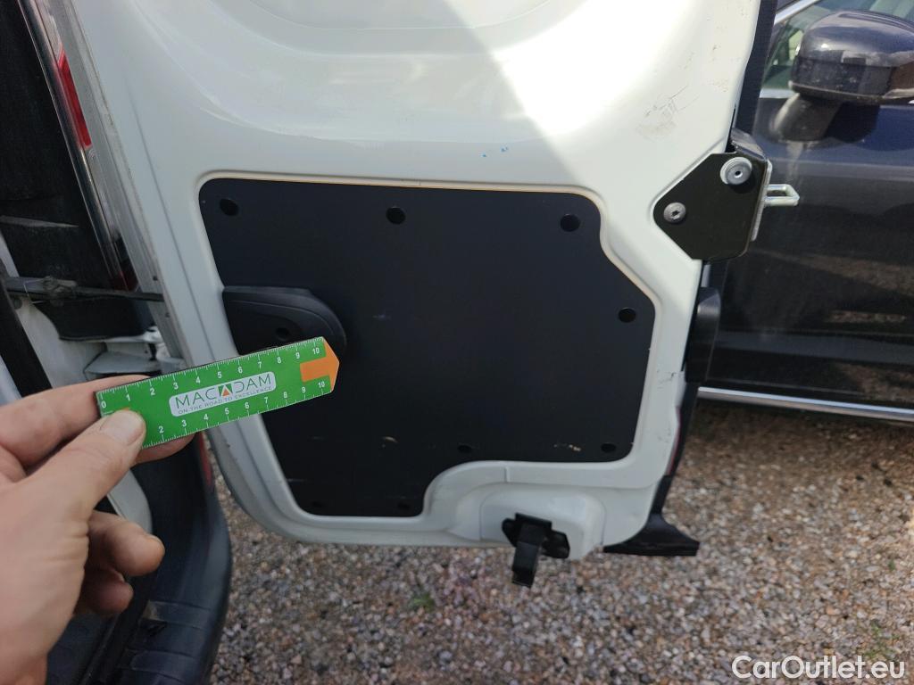  Renault  Kangoo  II Furgón Professional 1.5 dCi 75CV MT5 E6 #62