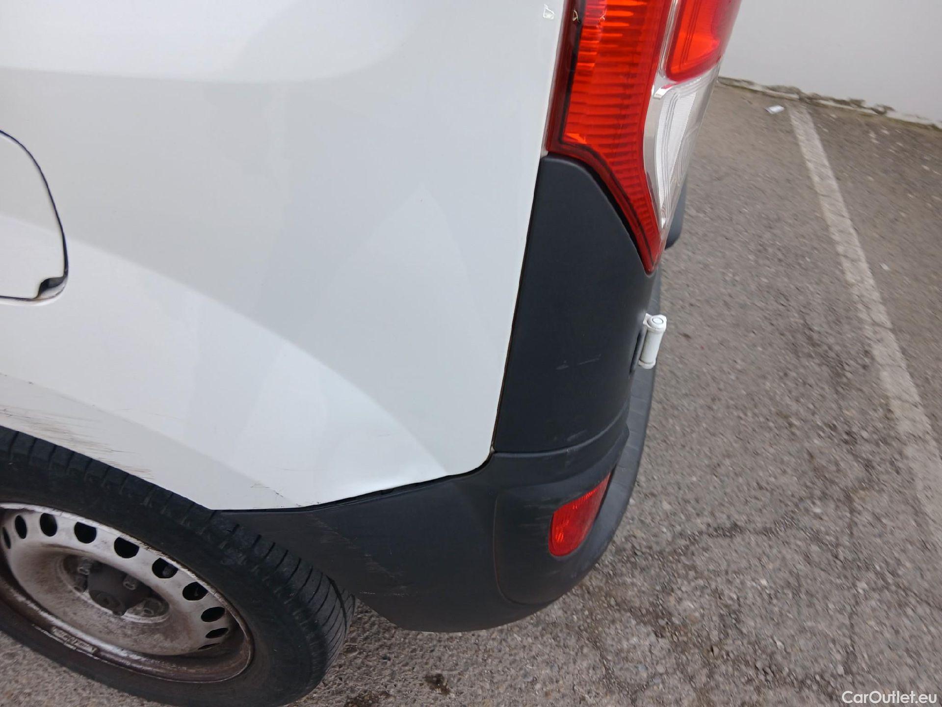  Renault  Kangoo RENAULT  Furgón/2013/3P/furgón derivado de turismo Profesional Blue dCi 70kW (95CV) #14