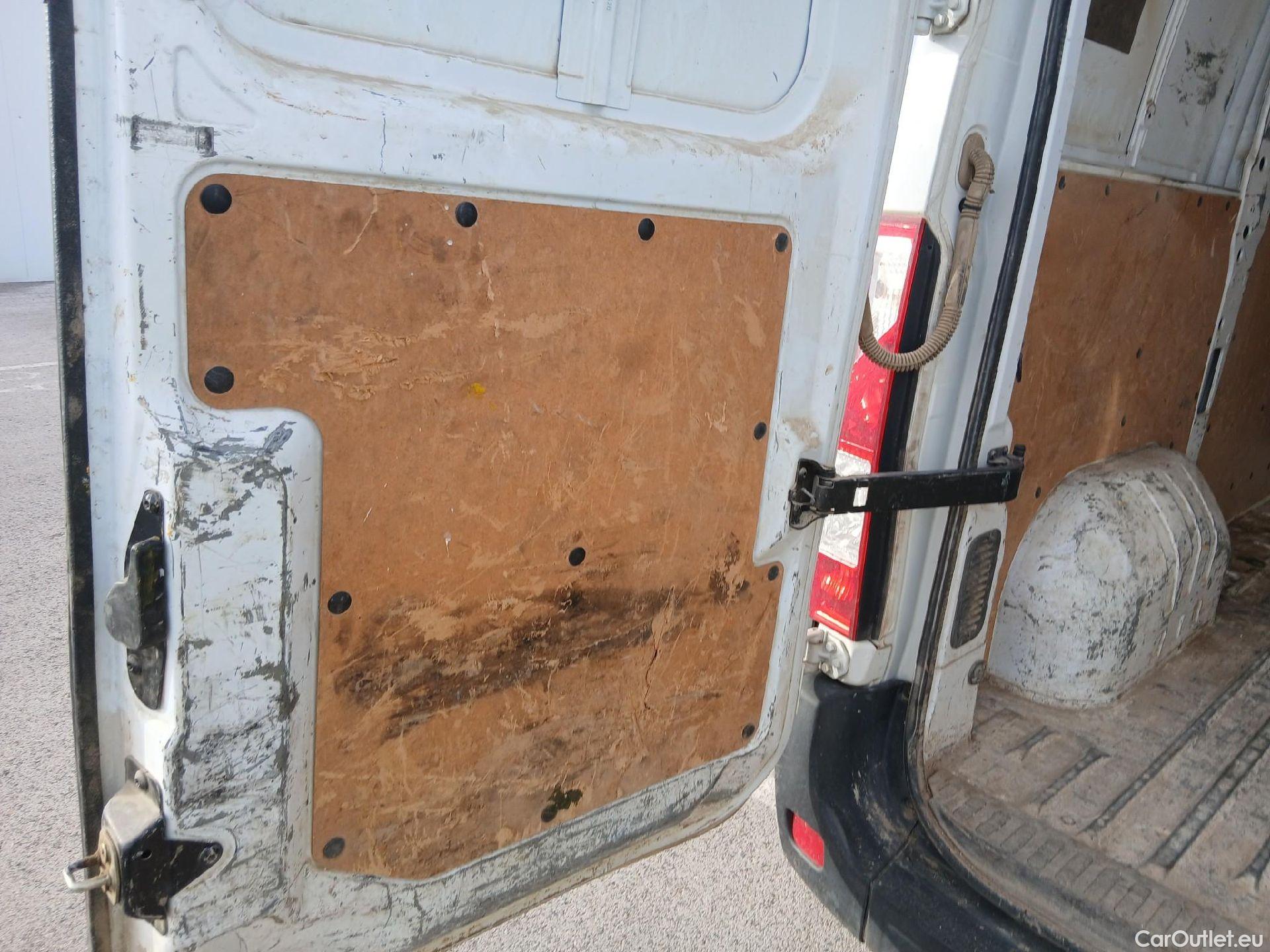  Renault  Master RENAULT  / 2019 / 4P / furgón Furgón T L1H1 2800 Bl dCi 100kW (135CV) #4