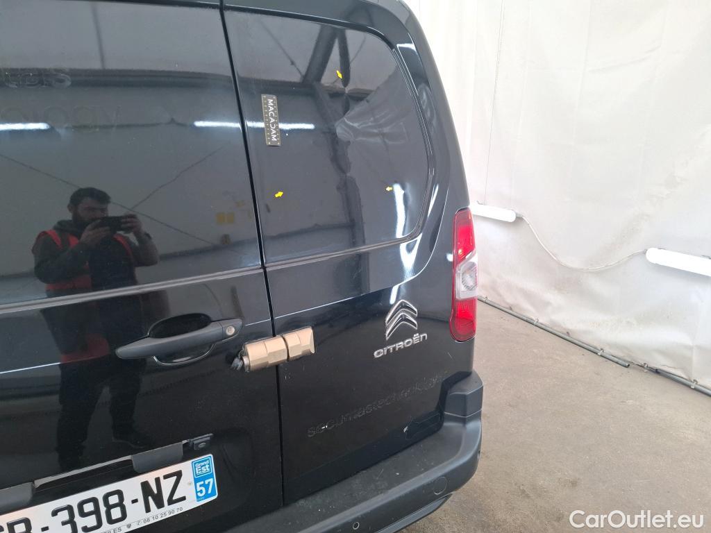  Citroen  Berlingo  Fourgon Club M 1000 1.5 BlueHDi 130CV BVA8 E6dT #17