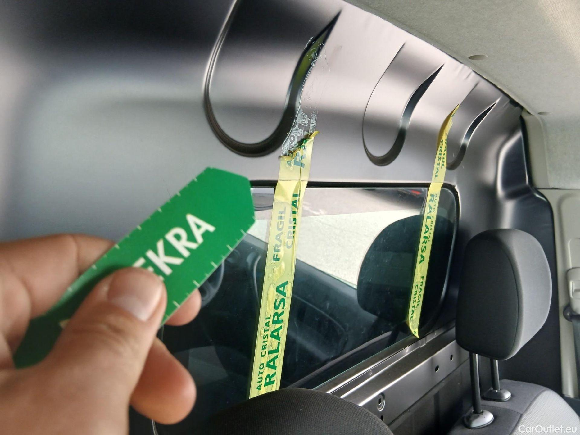  Renault  Kangoo RENAULT  Furgón/2013/3P/furgón derivado de turismo Profesional Blue dCi 70kW (95CV) #32