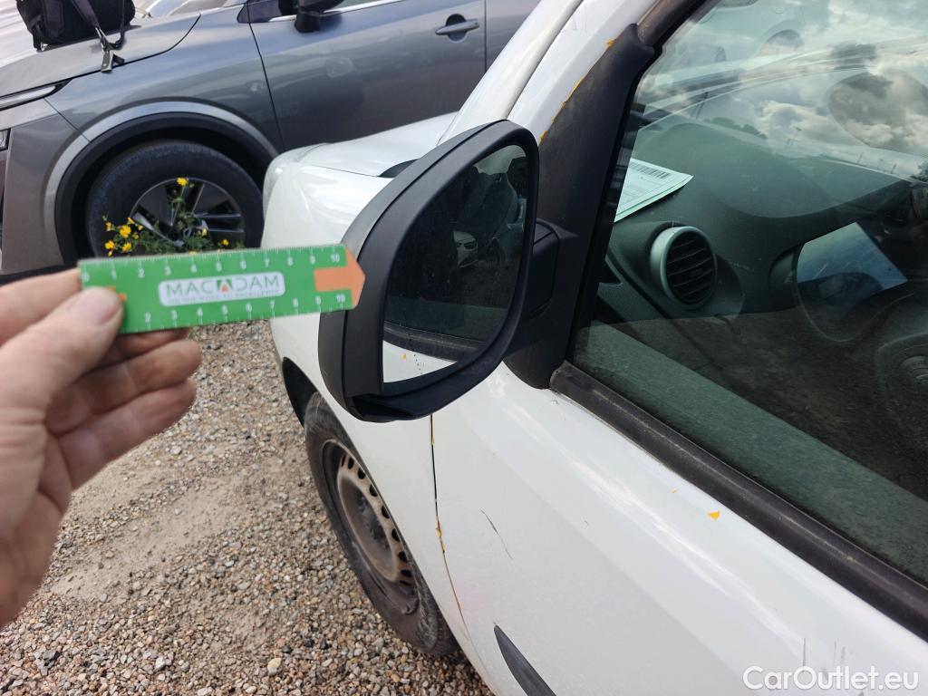  Renault  Kangoo  II Furgón Professional 1.5 dCi 75CV MT5 E6 #11