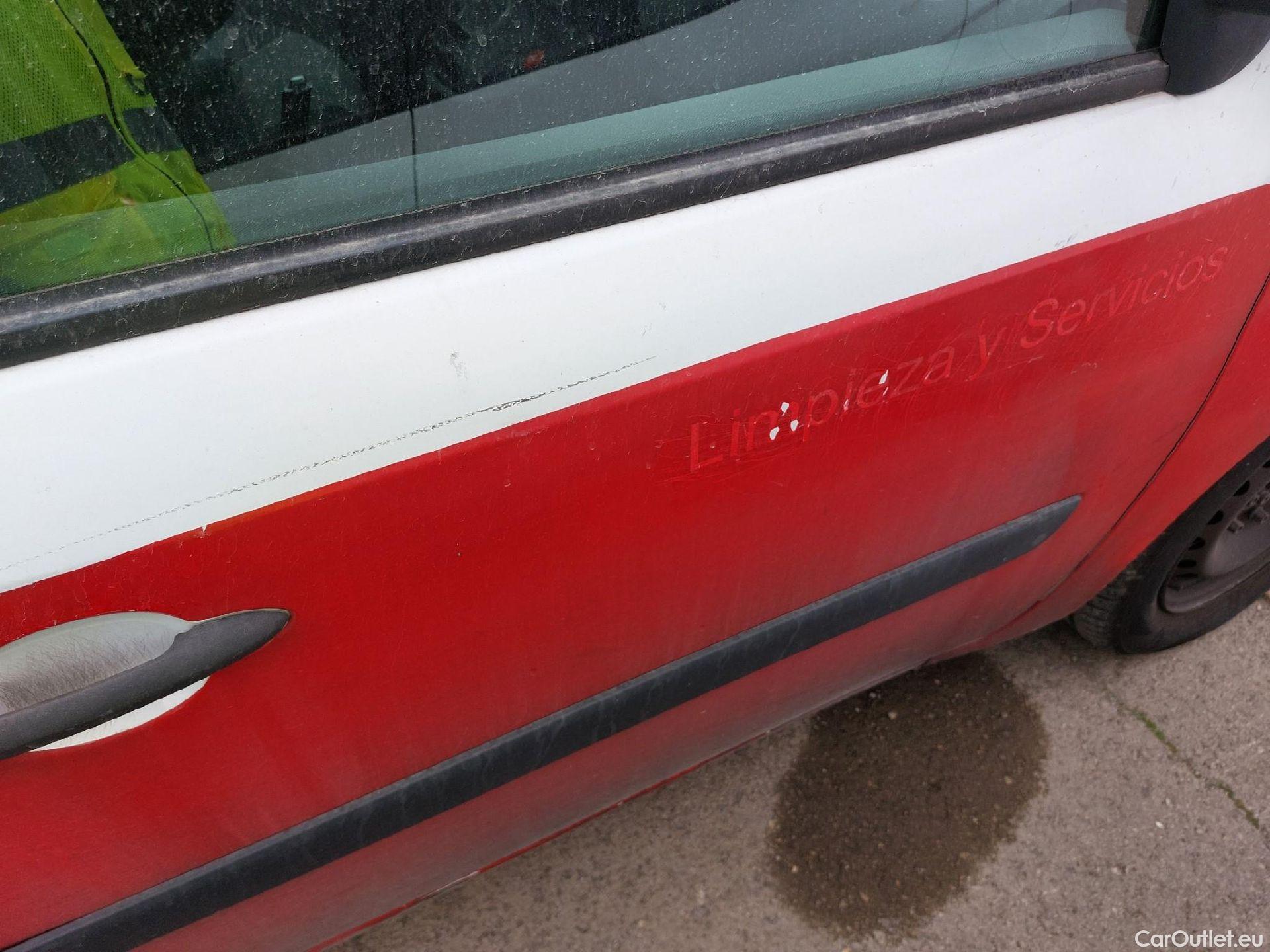  Renault  Kangoo RENAULT  Furgón/2013/3P/furgón derivado de turismo Profesional dCi 66kW (90CV) Euro 6 #28