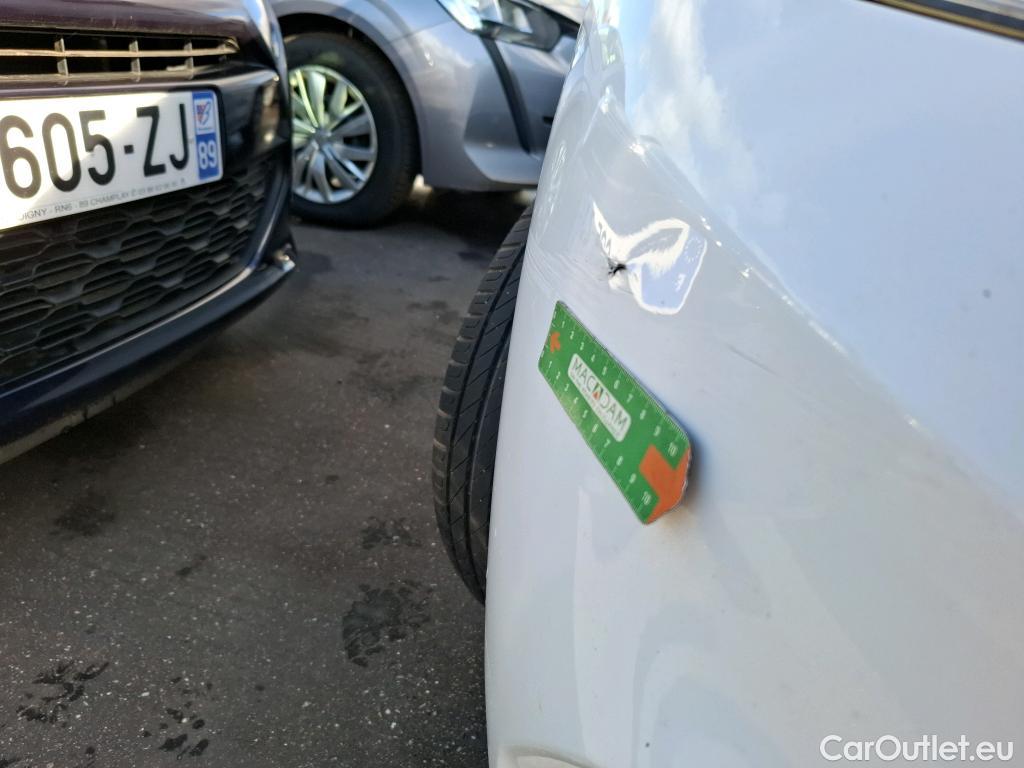  Peugeot  208  Affaire Premium 1.6 HDi 75CV BVM5 E6 #6