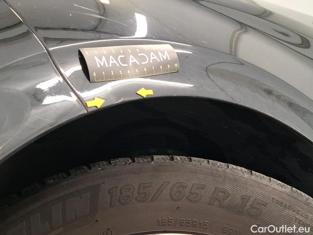  Peugeot  208  Affaire Premium Pack 1.6 HDi 75CV BVM5 E6 #23