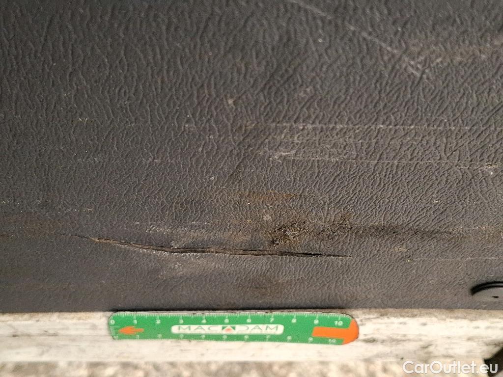  Citroen  Jumper CITROEN  VU 4p Fourgon 33 L1H2 BlueHDi 130 BVM6 Club #28