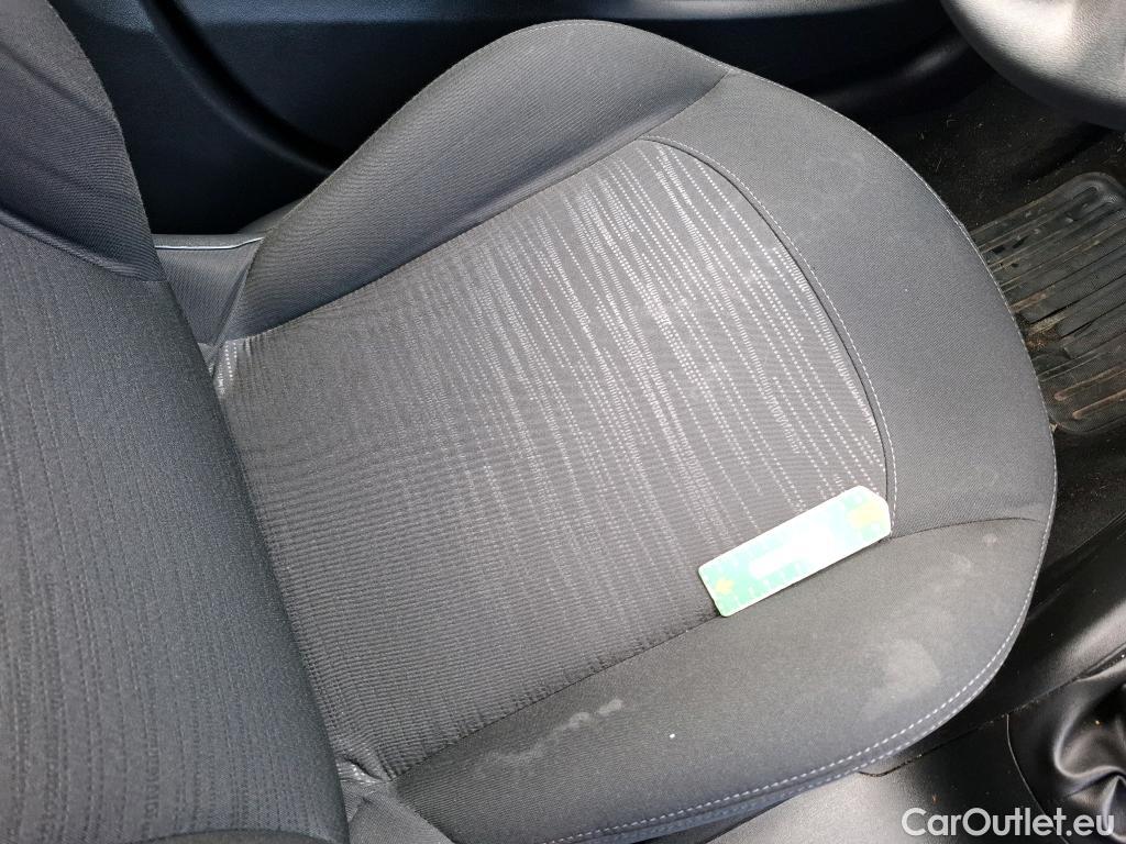  Peugeot  208  Affaire Premium 1.6 HDi 75CV BVM5 E6 #100