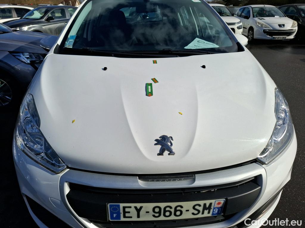 Peugeot  208  Affaire Premium 1.6 HDi 75CV BVM5 E6 #48