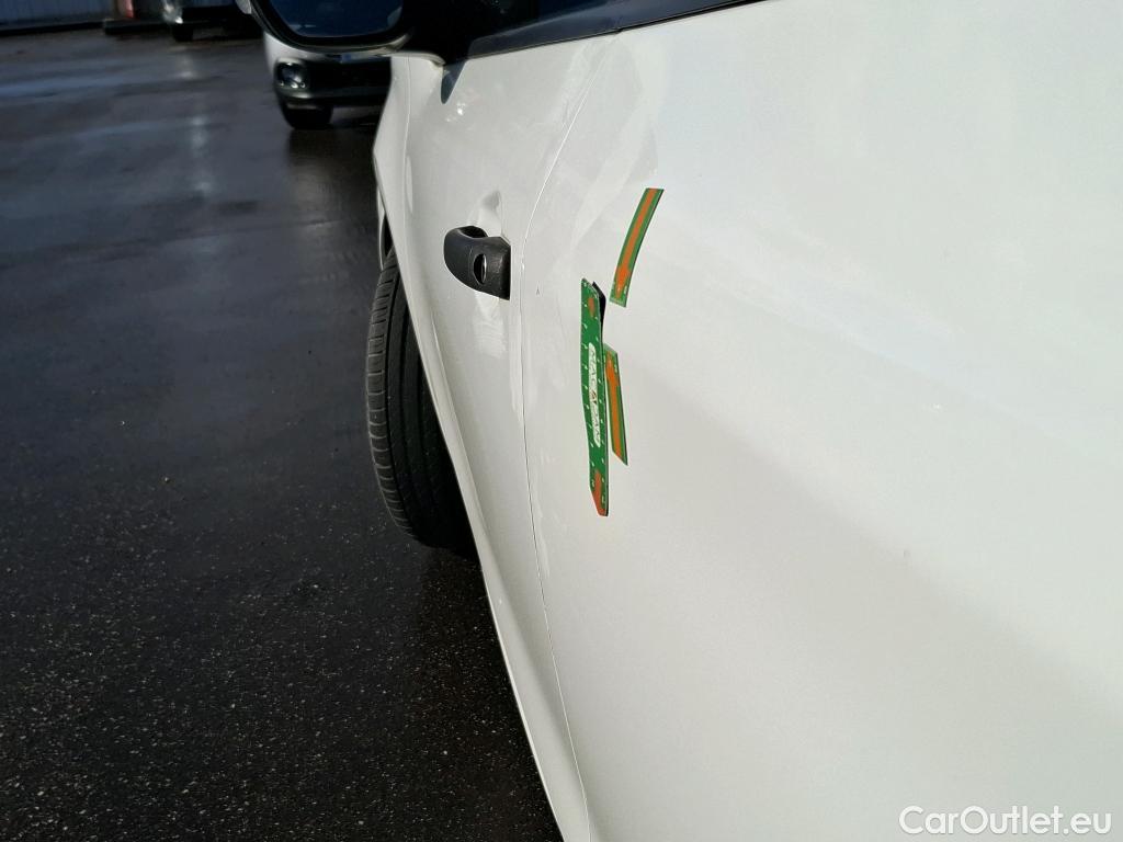  Peugeot  208  Affaire Premium 1.6 HDi 75CV BVM5 E6 #72