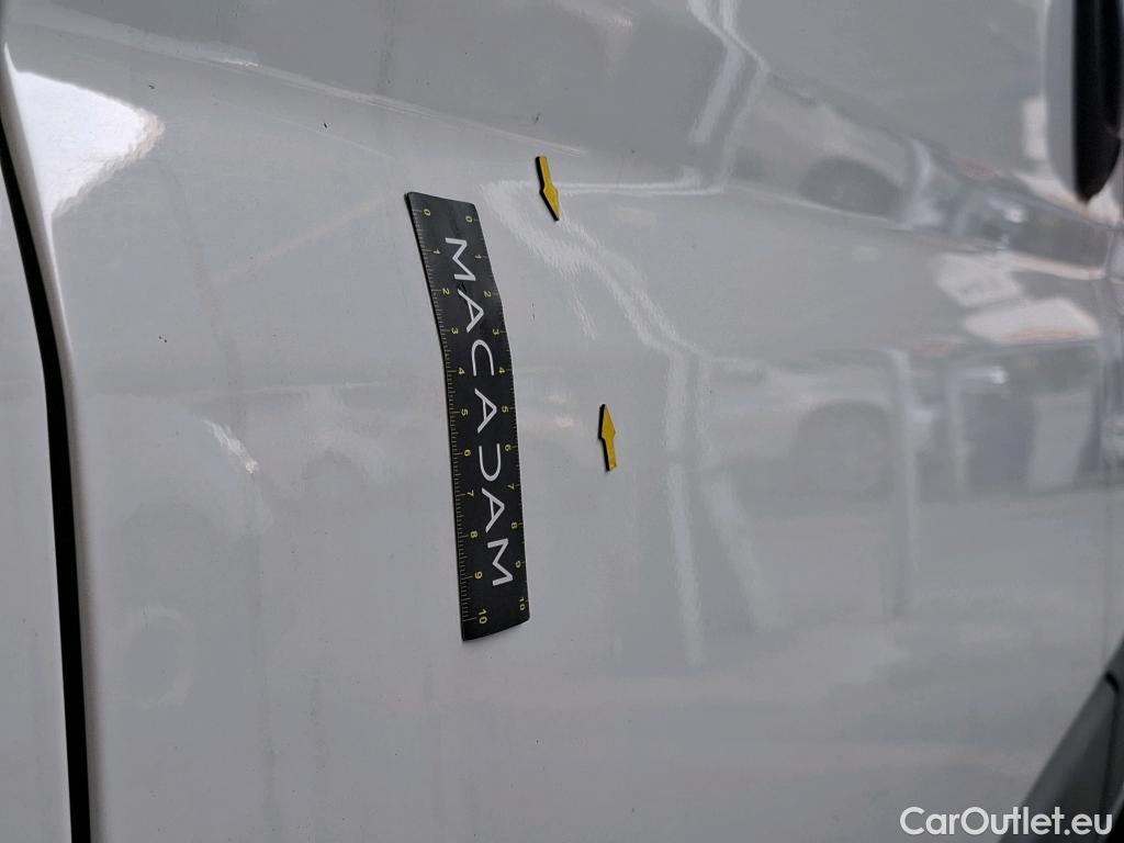  Citroen  Jumper CITROEN  CA VU 4p Fourgon 35 L3H2 BlueHDi 130 BVM6 Cab App Confort #50