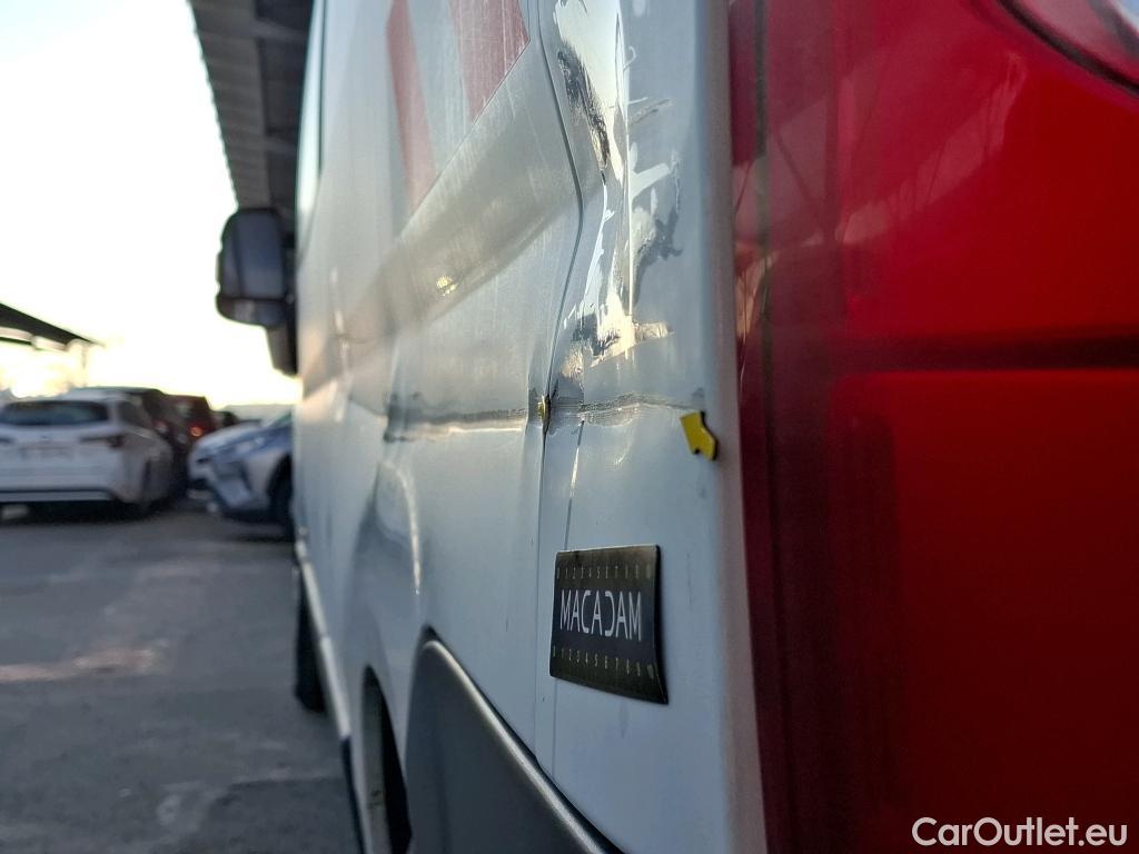  Citroen  Jumper CITROEN  CA VU 4p Fourgon 35 L3H2 BlueHDi 130 BVM6 Cab App Confort #16