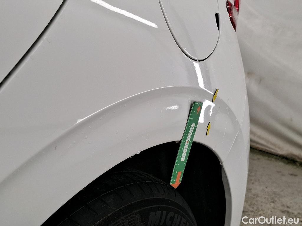  Peugeot  208  Affaire Premium 1.5 HDi 100CV BVM5 E6dT #40