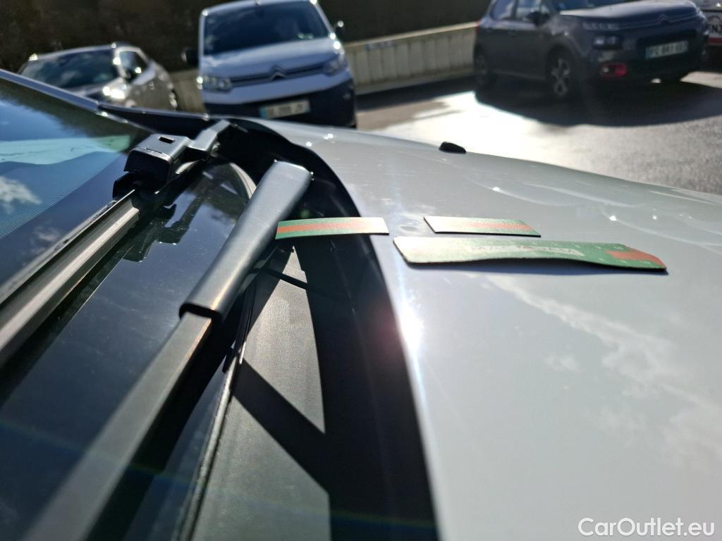  Peugeot  208  Affaire Premium 1.6 HDi 75CV BVM5 E6 #50