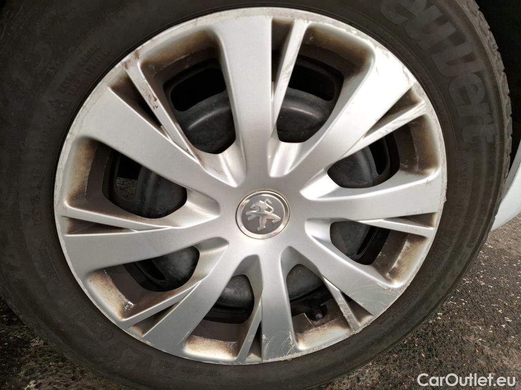  Peugeot  208  Affaire Premium 1.5 HDi 100CV BVM5 E6dT #50