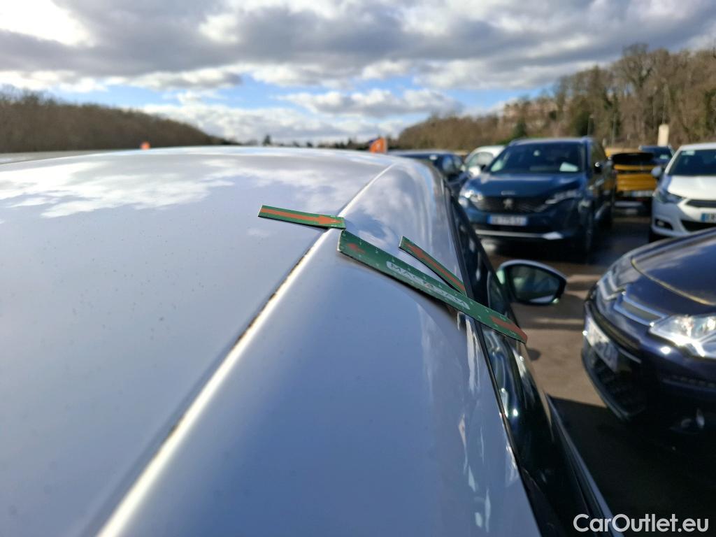  Peugeot  208  Affaire Premium 1.6 HDi 75CV BVM5 E6 #91