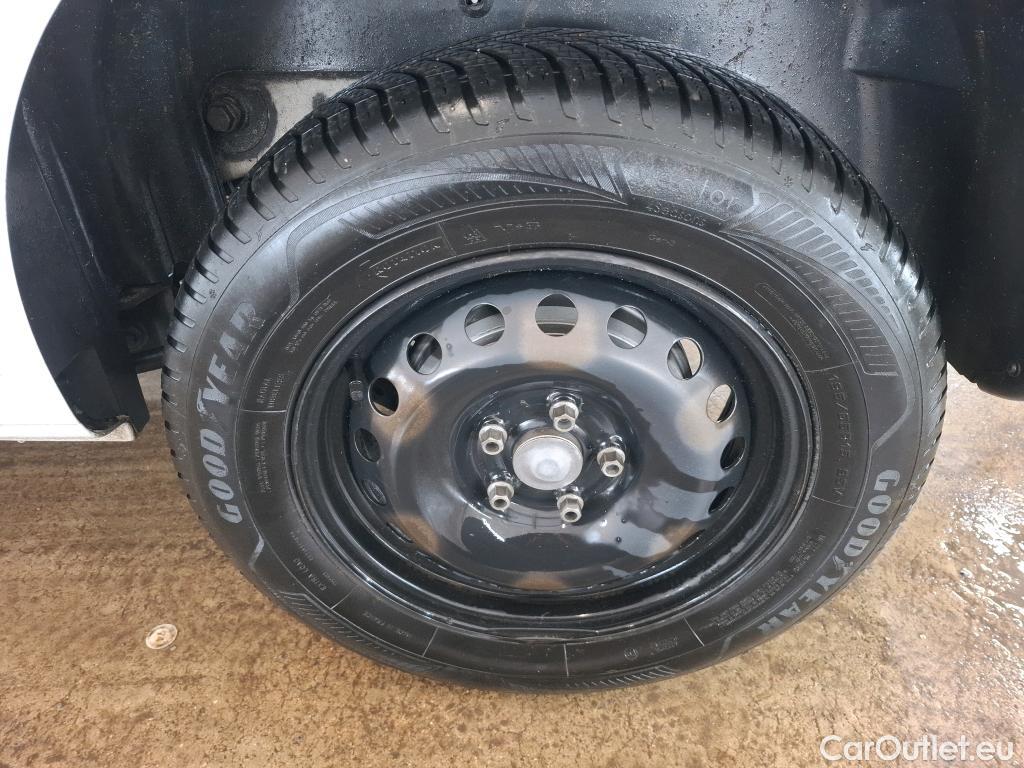  Renault  Kangoo  Express Extra (Série Spéciale) 1.5 dCi 90CV BVM5 E6 #52