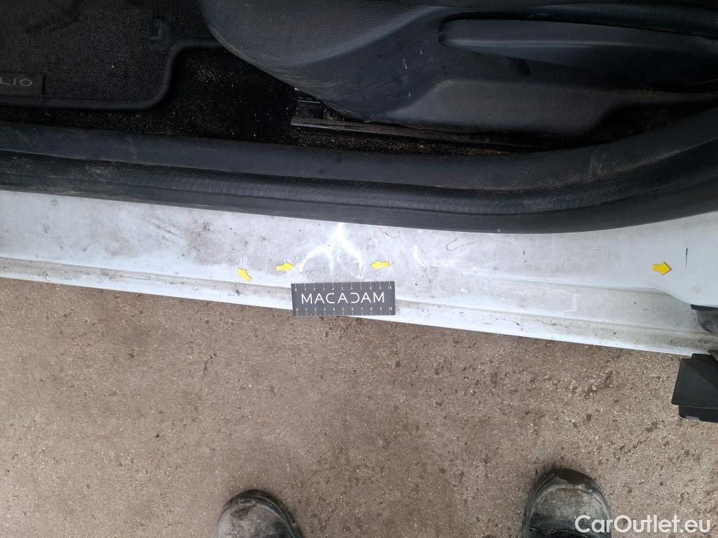  Renault  Clio RENAULT  Société VU 5p Berline Air Medianav dCi 75 - 18 #40