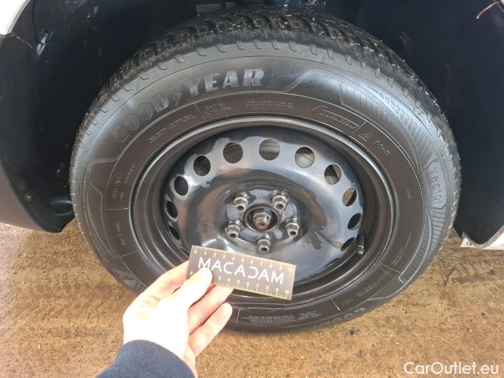  Renault  Kangoo  Express Extra (Série Spéciale) 1.5 dCi 90CV BVM5 E6 #56