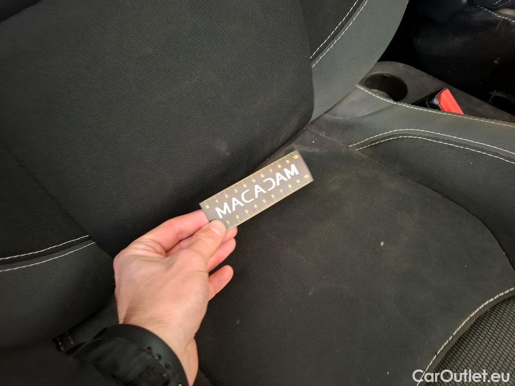  Renault  Clio  IV Air MediaNav 1.5 dCi 90CV BVM5 E6 #47