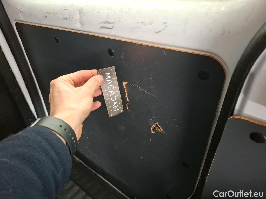  Renault  Kangoo  Express Extra (Série Spéciale) 1.5 dCi 90CV BVM5 E6 #17