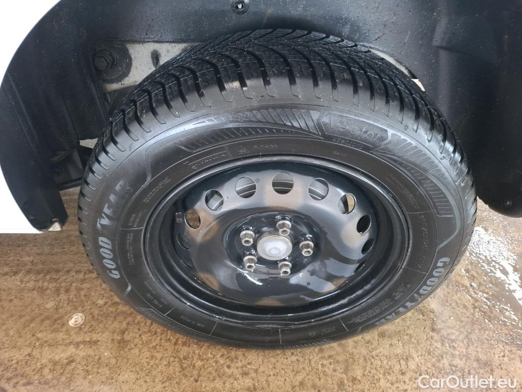  Renault  Kangoo  Express Extra (Série Spéciale) 1.5 dCi 90CV BVM5 E6 #82