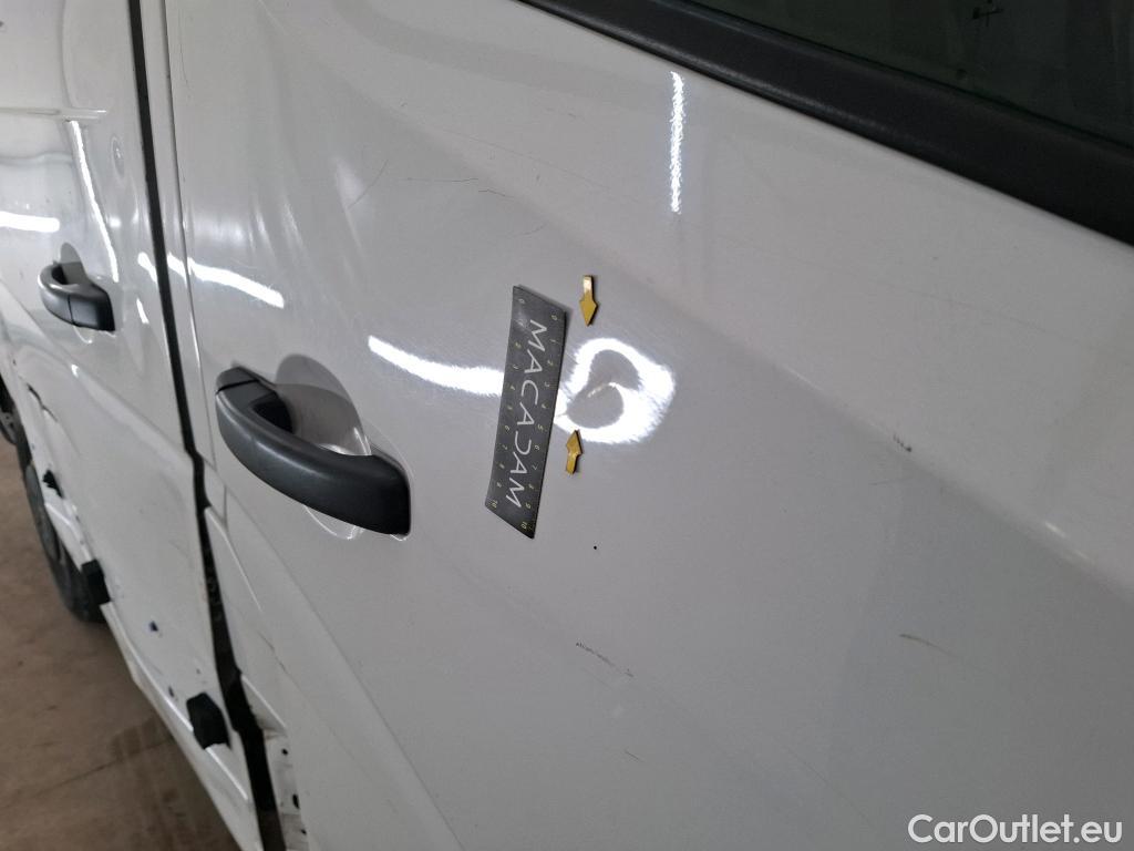  Renault  Master RENAULT  VU 4p Fourgon FG GCf Trac F3300 L1H1 dCi 125 #29