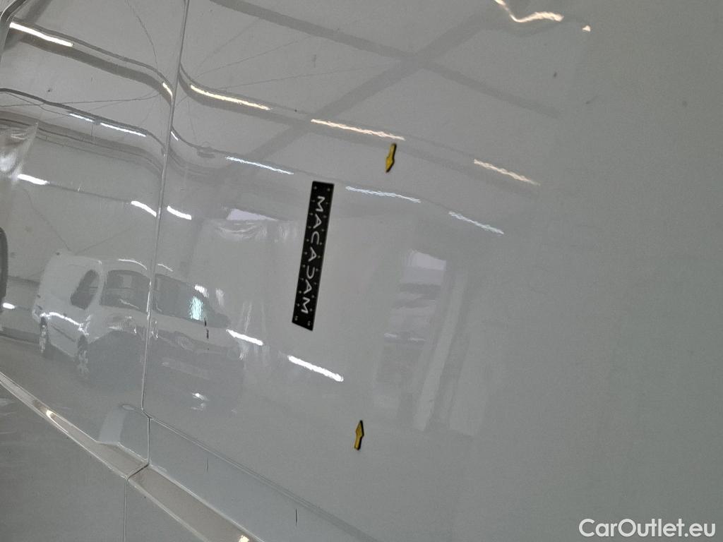  Renault  Master RENAULT  VU 4p Fourgon FG GCf Trac F3300 L1H1 dCi 125 #23