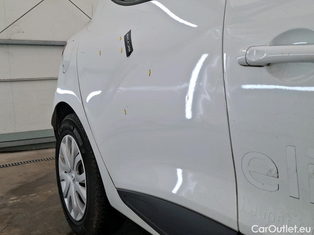  Renault  Clio RENAULT  Société VU 5p Berline Air Medianav dCi 75 - 18 #19
