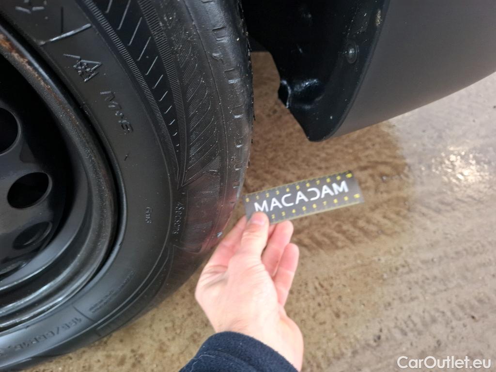  Renault  Kangoo  Express Extra (Série Spéciale) 1.5 dCi 90CV BVM5 E6 #29