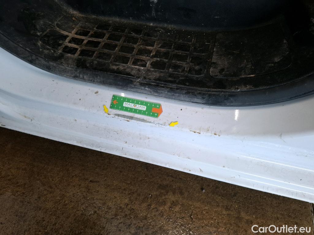  Peugeot  Expert  Fourgon Asphalt Standard 2.0 HDi 145CV BVM6 E6d #30