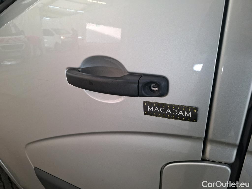  Renault  Master  III Fourgon L2H2 3 5 Grand Confort dCi 135CV BVM6 E6dT #10