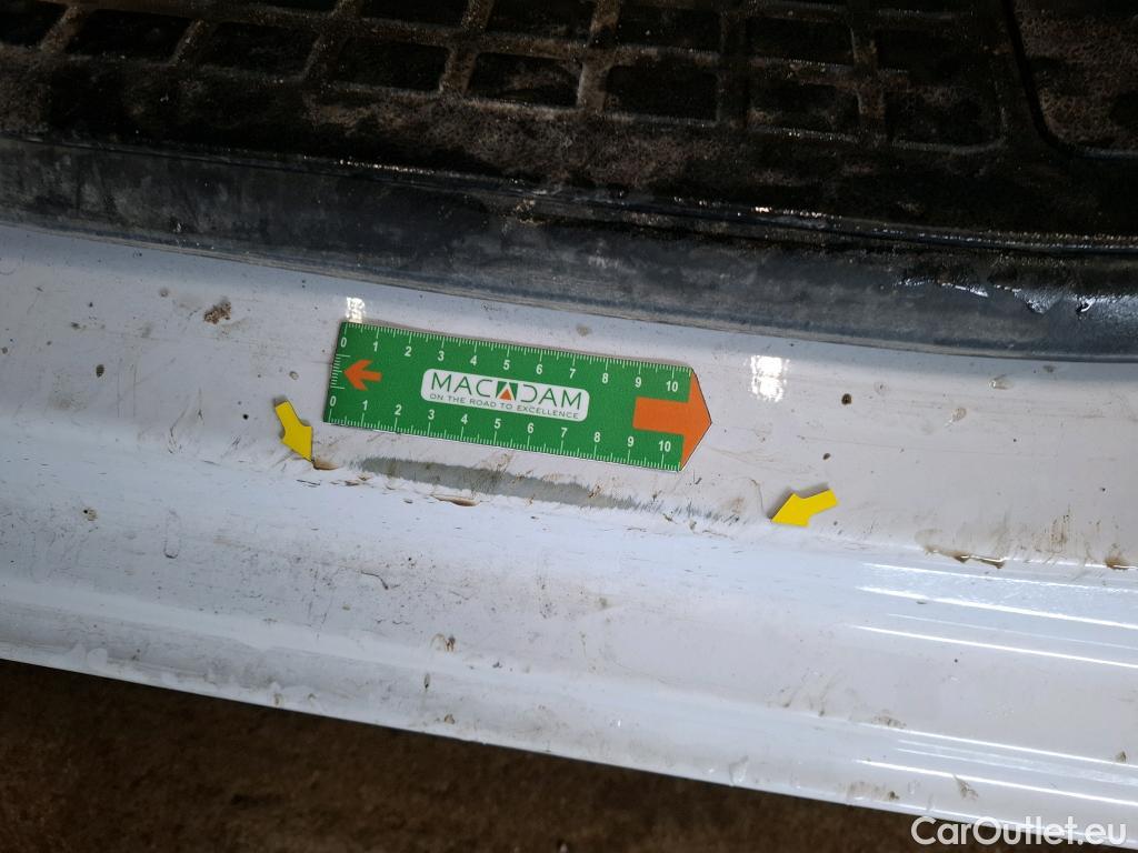  Peugeot  Expert  Fourgon Asphalt Standard 2.0 HDi 145CV BVM6 E6d #31